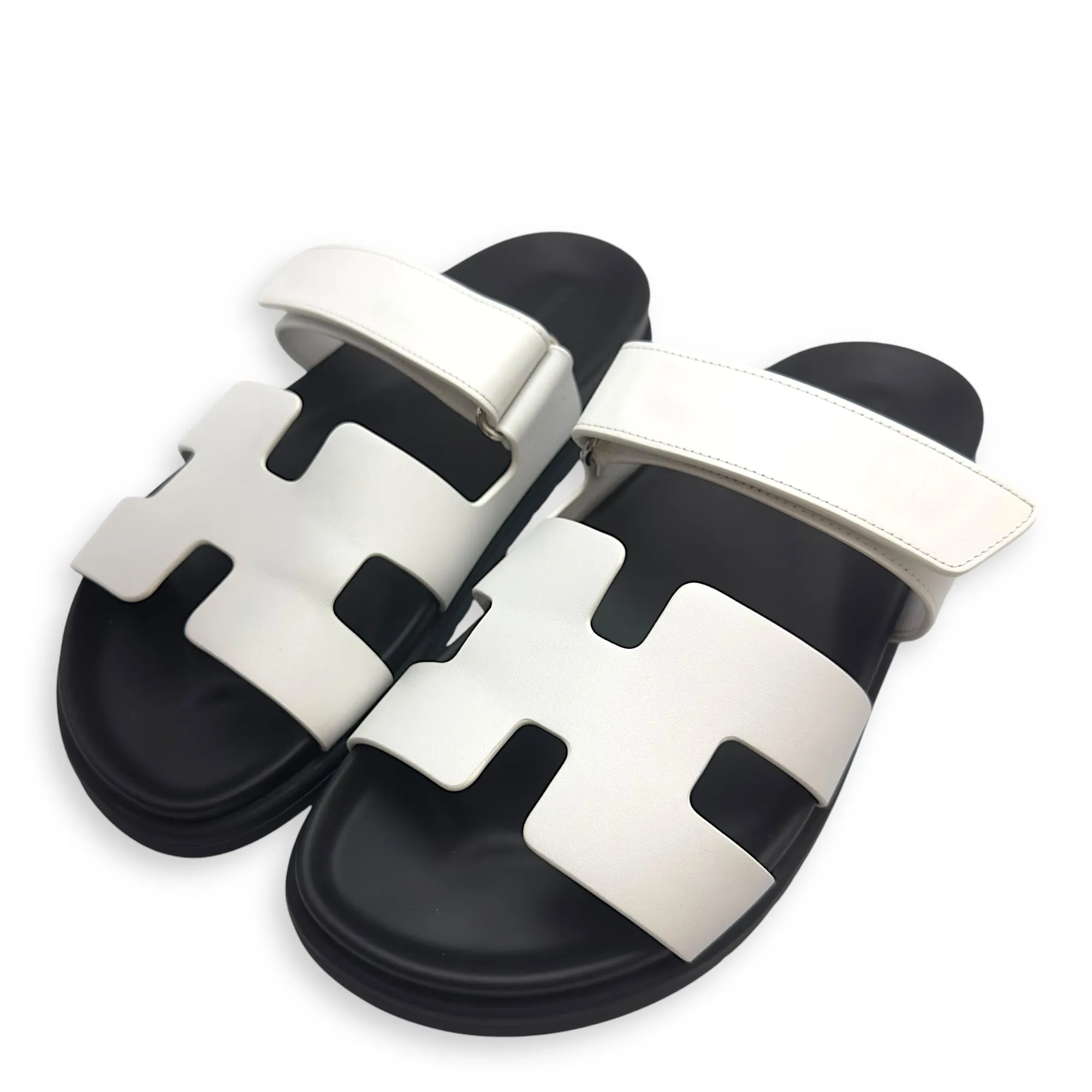 Chypre 40.5 Blanc Sandals in Calfskin