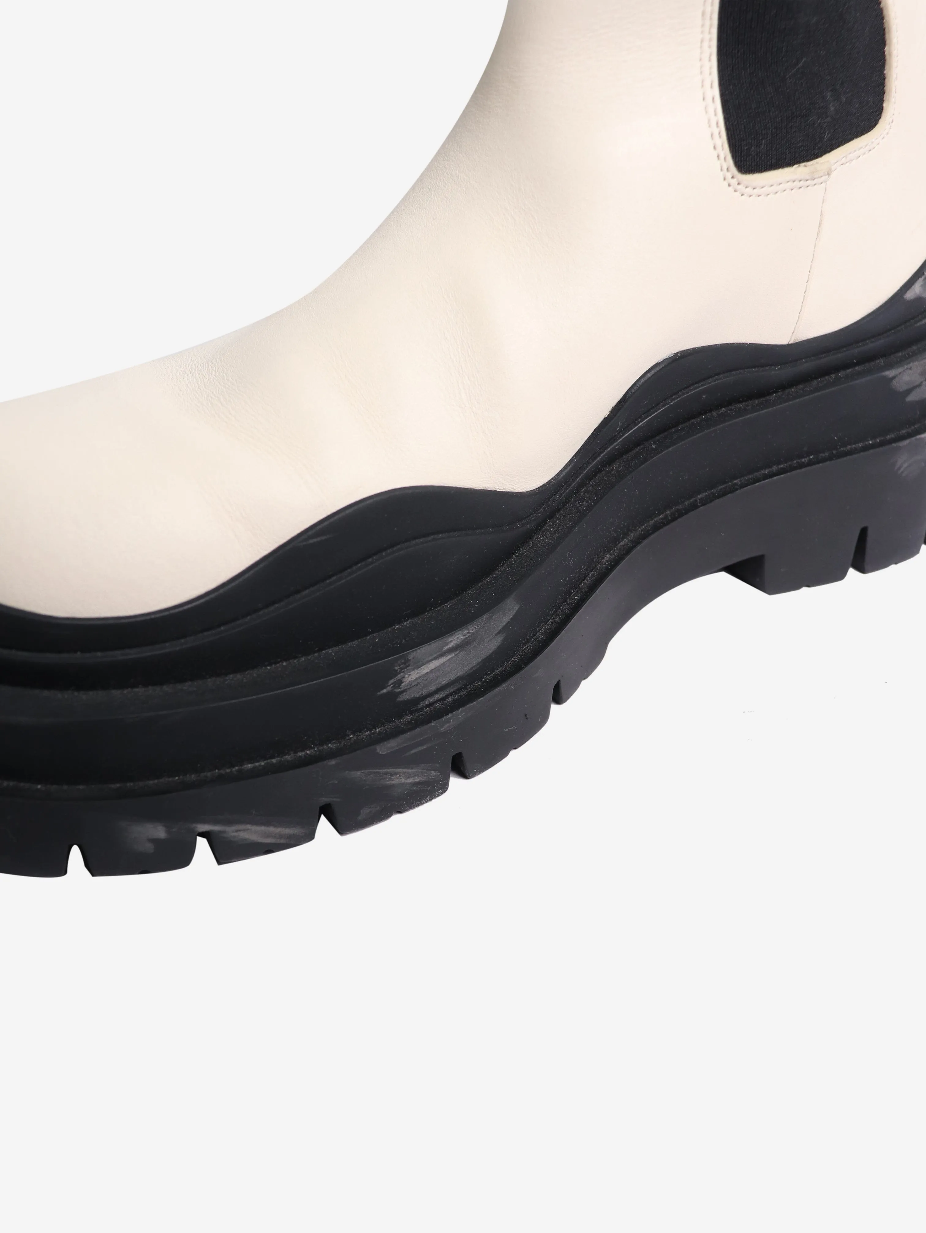 Cream Tire Chelsea boots - size EU 38