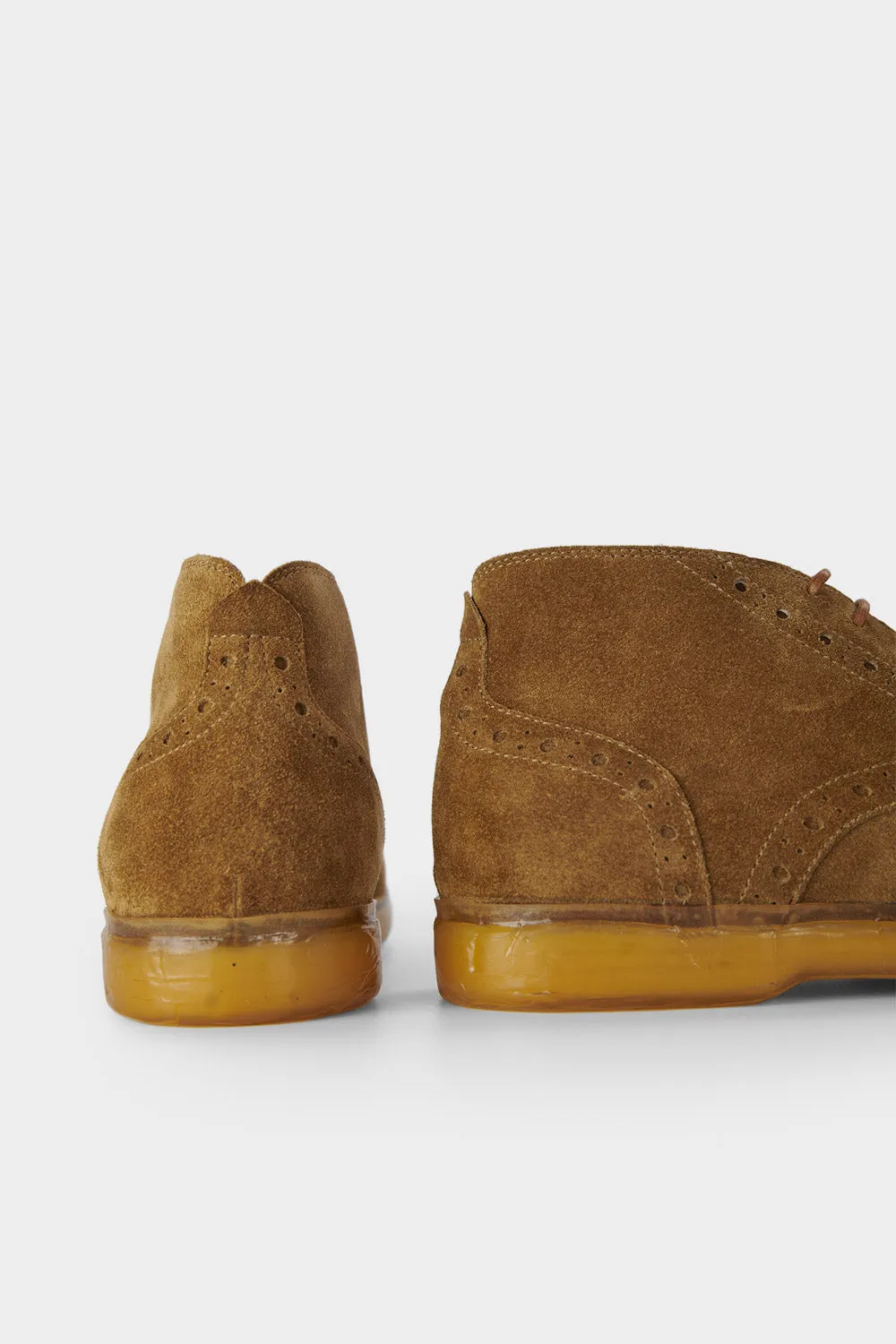 HAMPTON desert-brown suede brogue chukka boots.