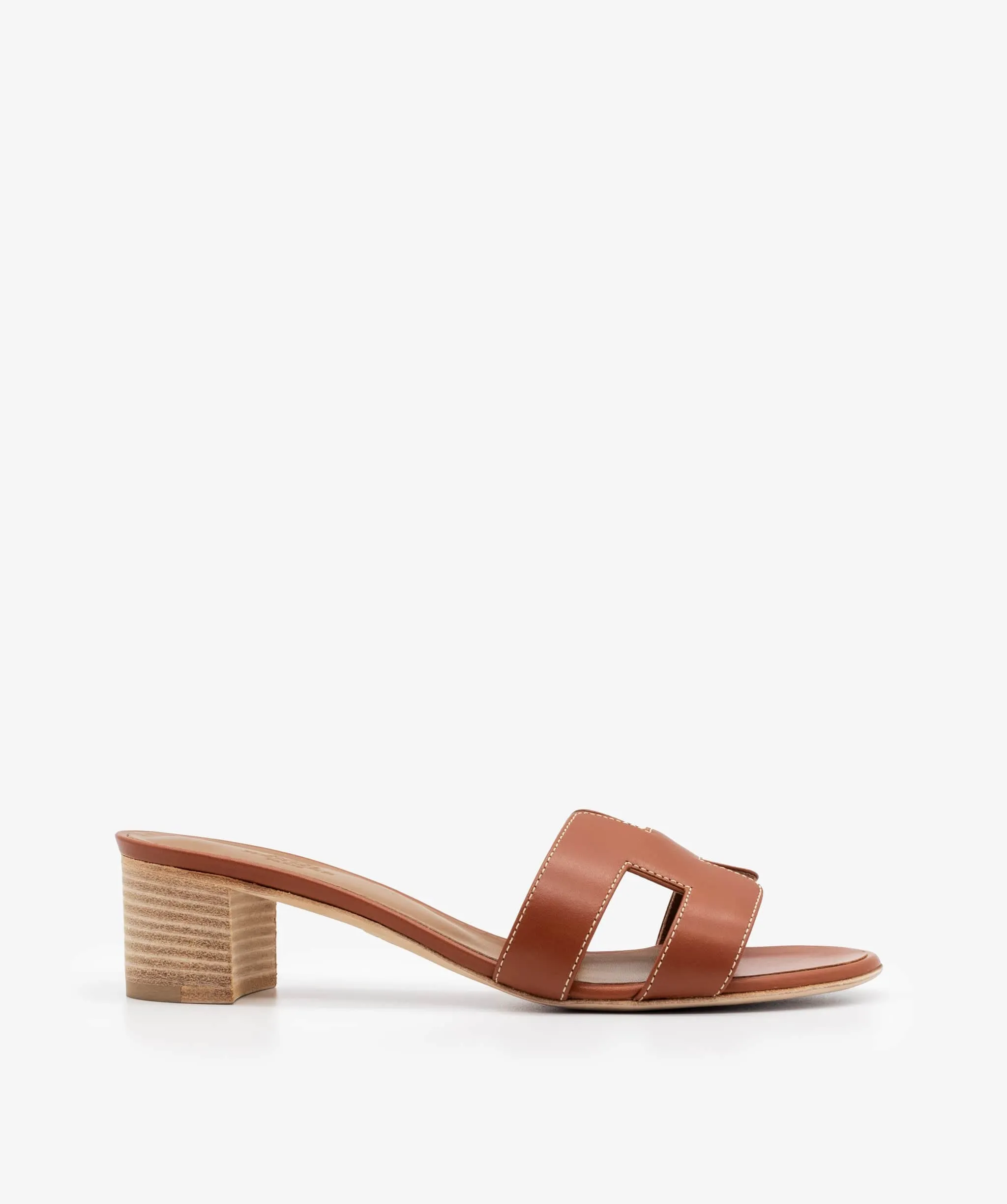 Hermes Oasis Sandals Gold Size 37.5 - 01DUB100
