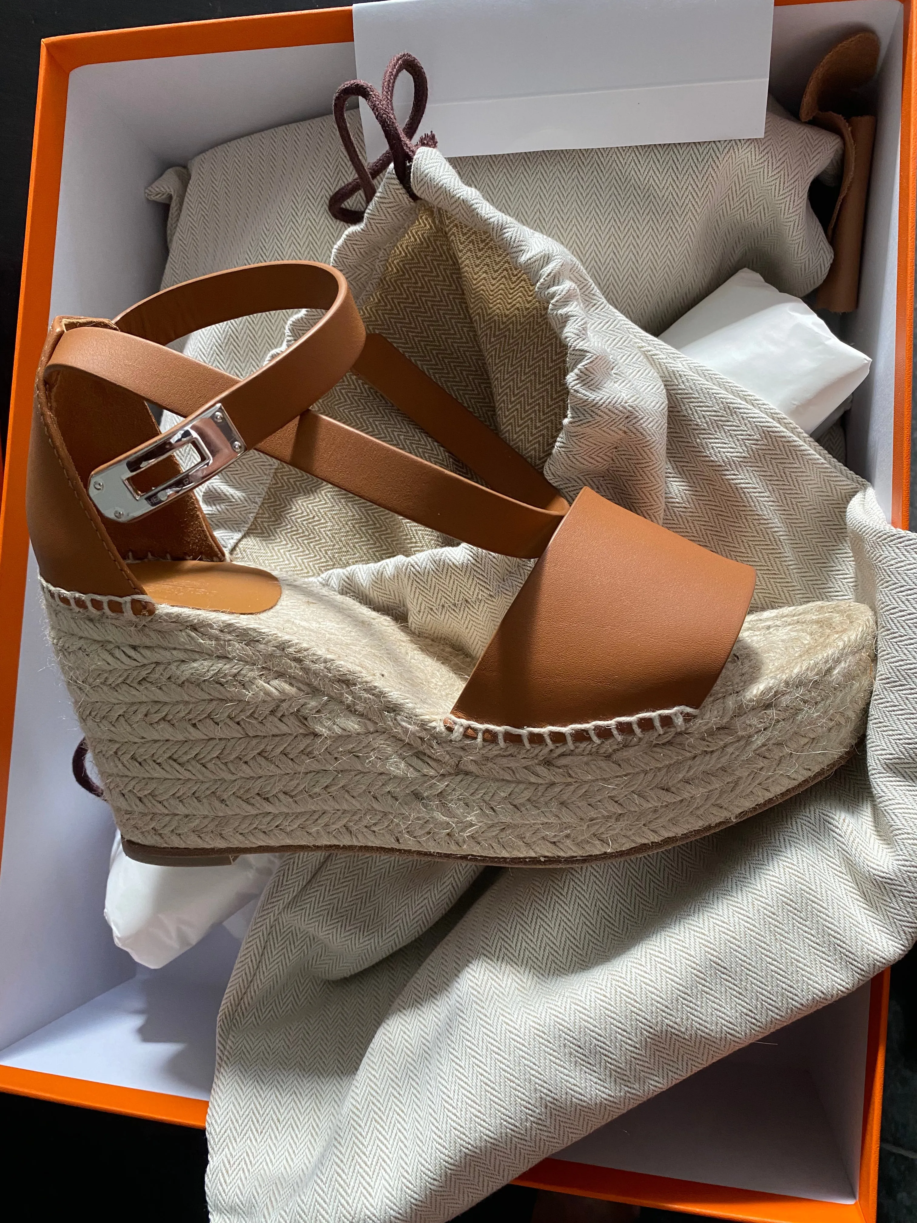 Hermès Tipoli Sandals 39