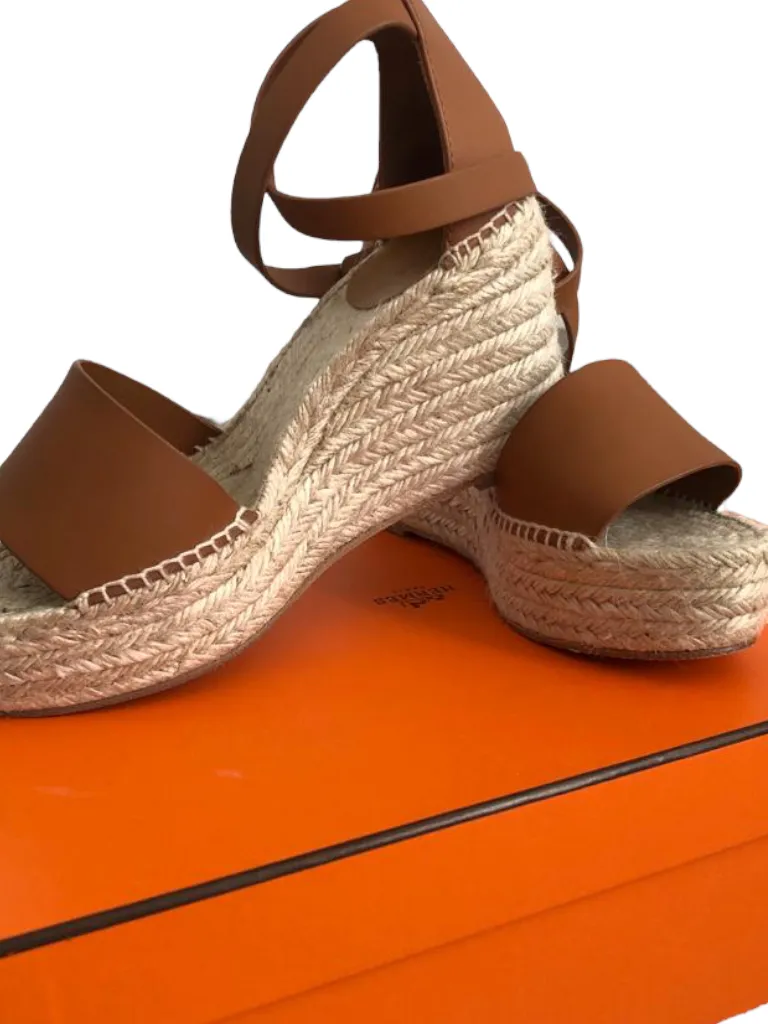 Hermès Tipoli Sandals 39