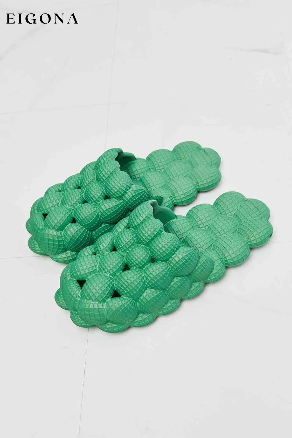 Laid Back Bubble Slides in Green